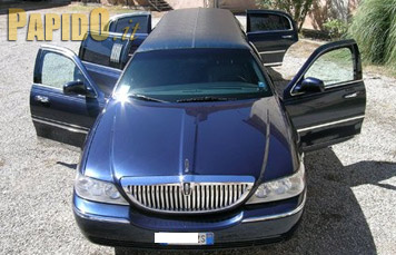 Foto Limousine Blu 5 Porte