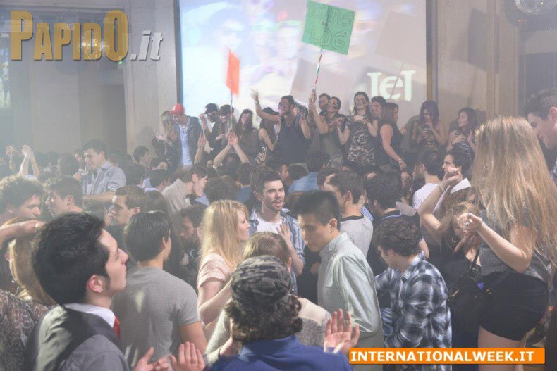 Giovedì 14 Marzo 2013: 