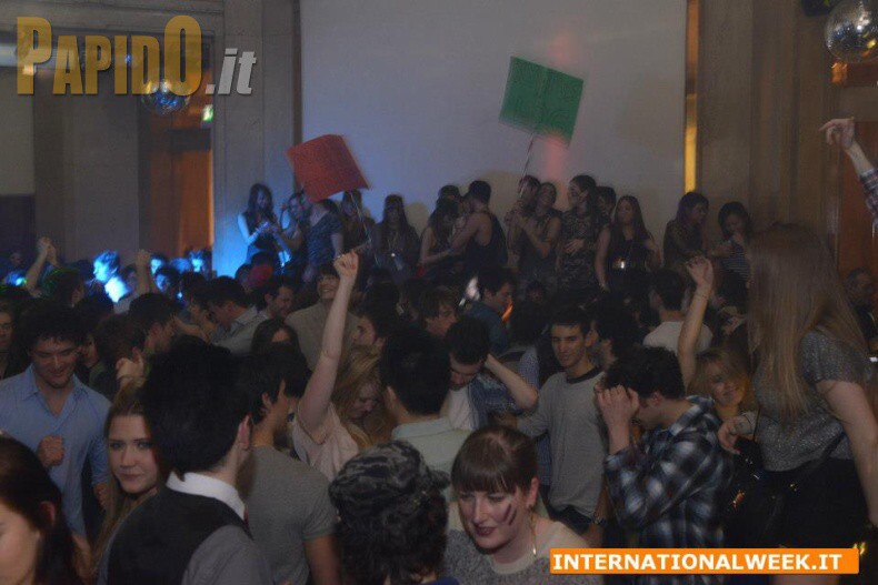 Giovedì 14 Marzo 2013: 