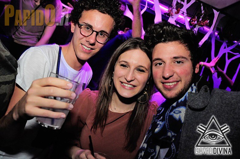 Giovedì 21 Marzo 2013: 