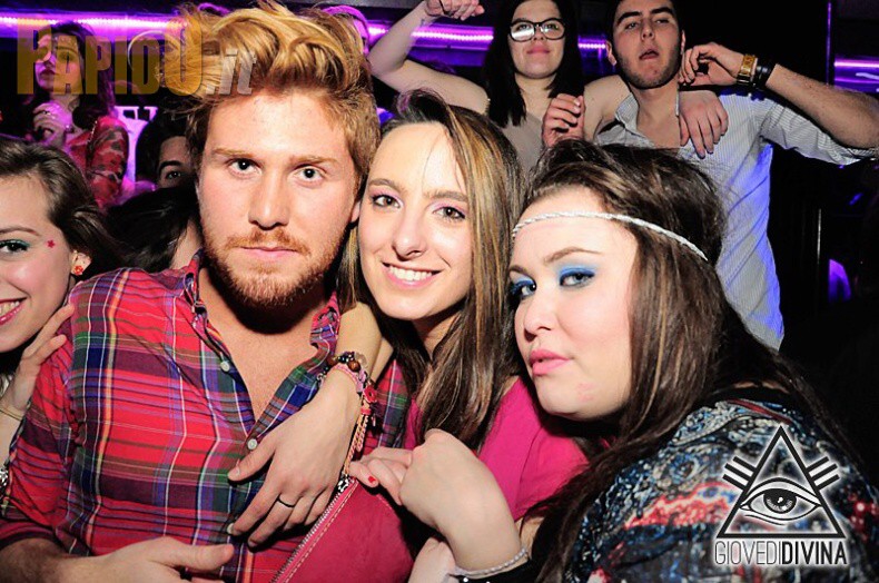 Giovedì 21 Marzo 2013: 