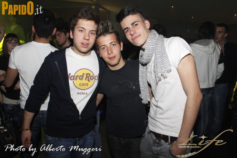 Sabato 07 Aprile - Life