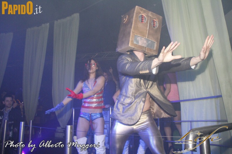 Sabato 07 Aprile - Life