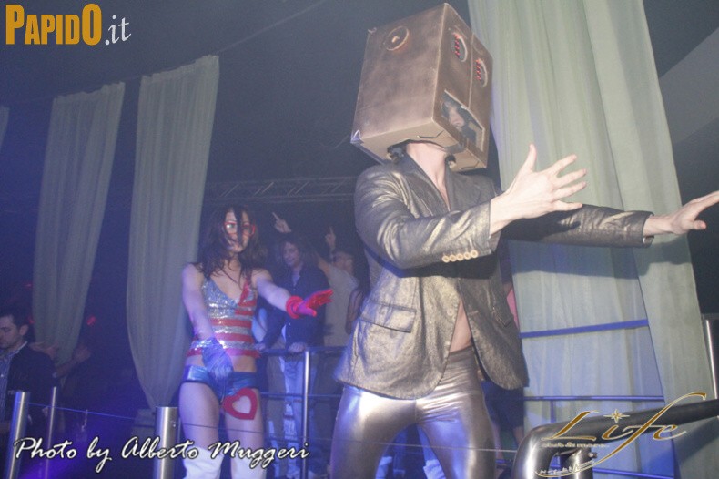 Sabato 07 Aprile - Life