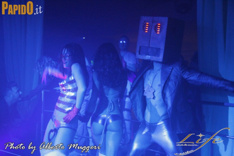 Sabato 07 Aprile - Life