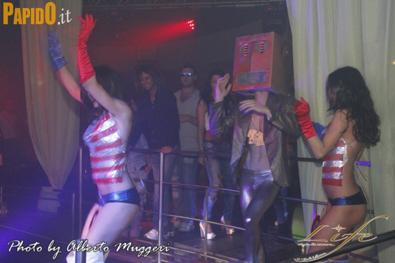 Sabato 07 Aprile - Life