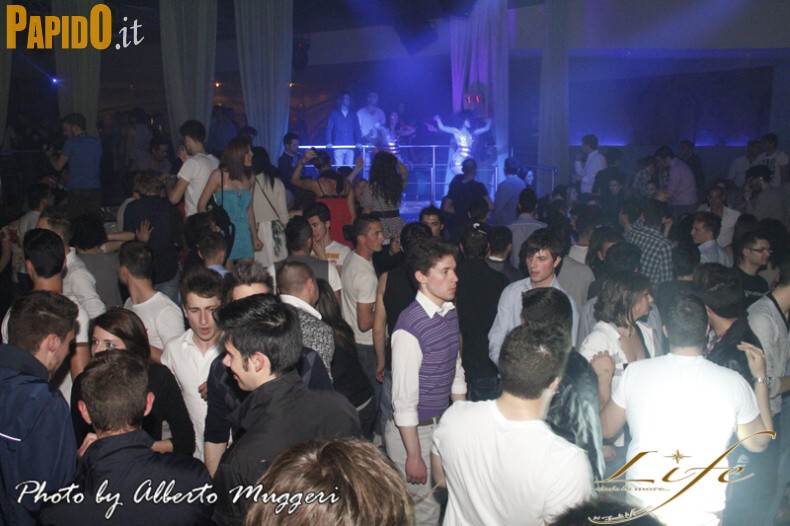 Sabato 07 Aprile - Life
