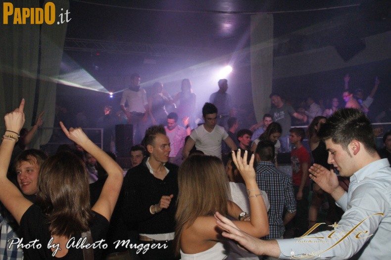 Sabato 07 Aprile - Life