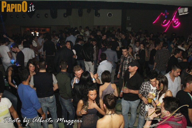 Sabato 14 Aprile - Life