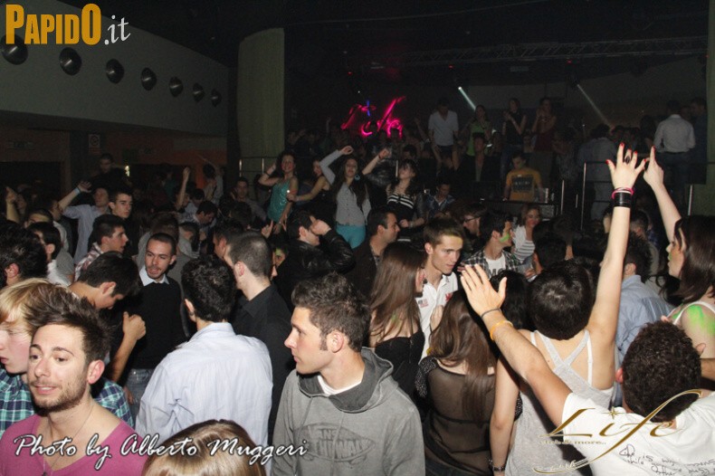 Sabato 14 Aprile - Life