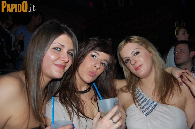Sabato 03 Marzo - Shed Club
