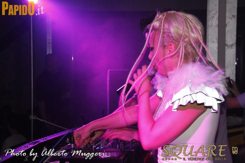 Venerdì 27 Aprile - Square