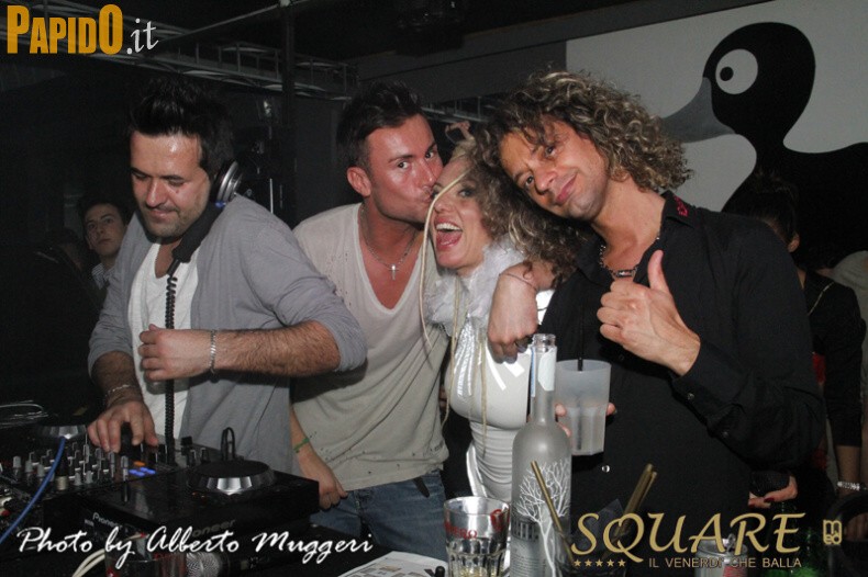 Venerdì 27 Aprile - Square