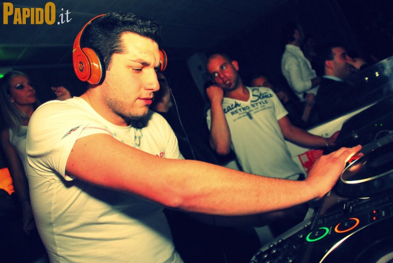Sabato 05 Maggio - The Beach