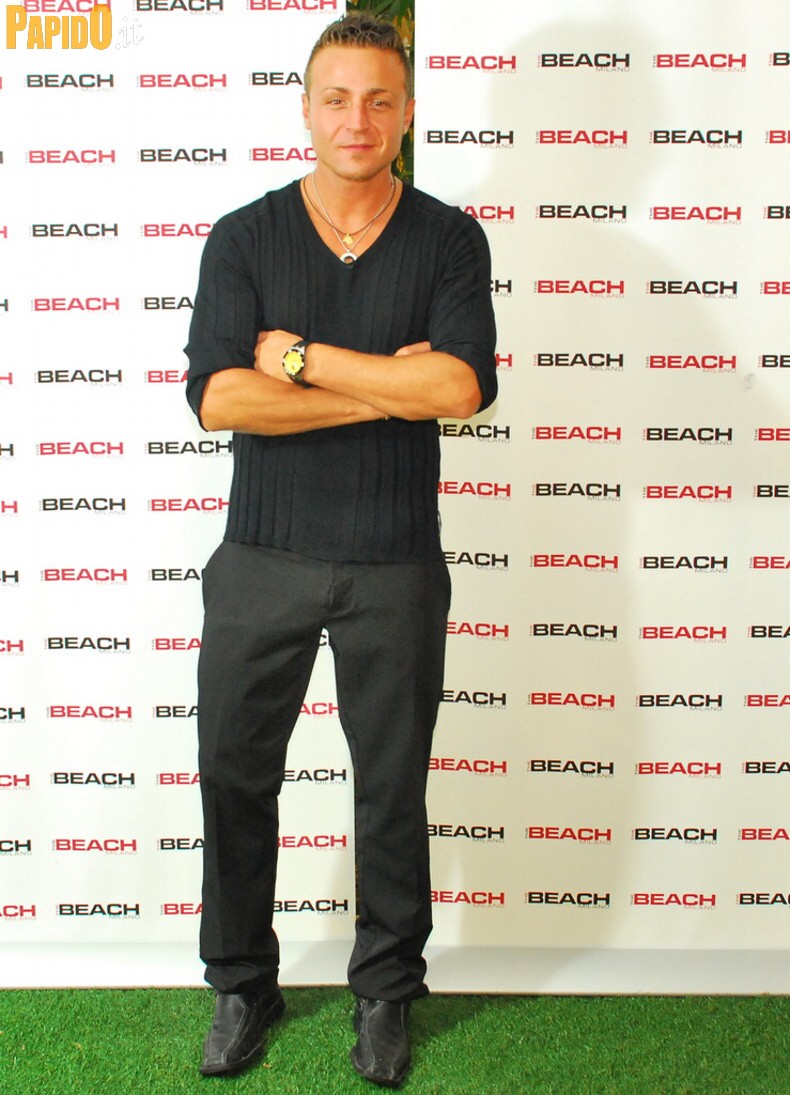 Sabato 08 Settembre al The Beach