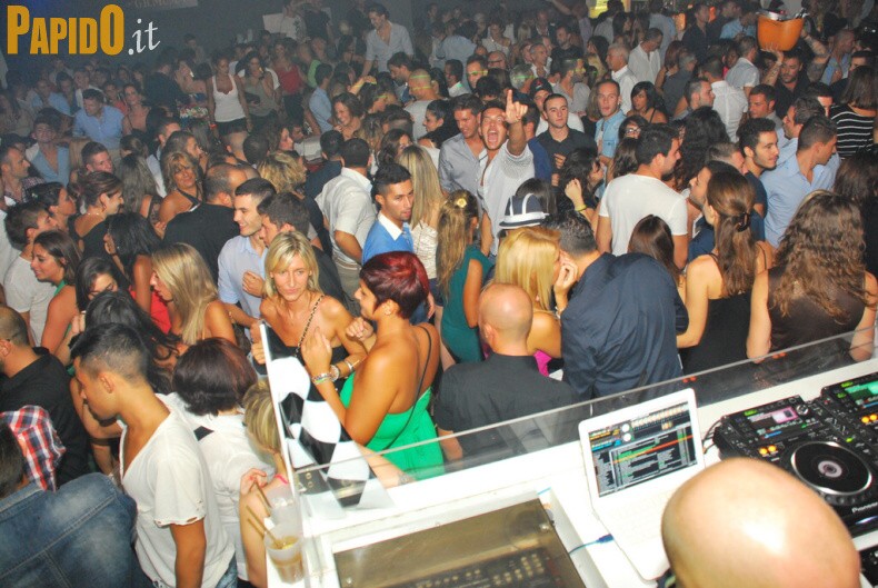 Sabato 08 Settembre al The Beach