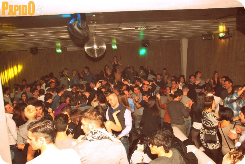 Venerdì 10 Febbraio - The Beach