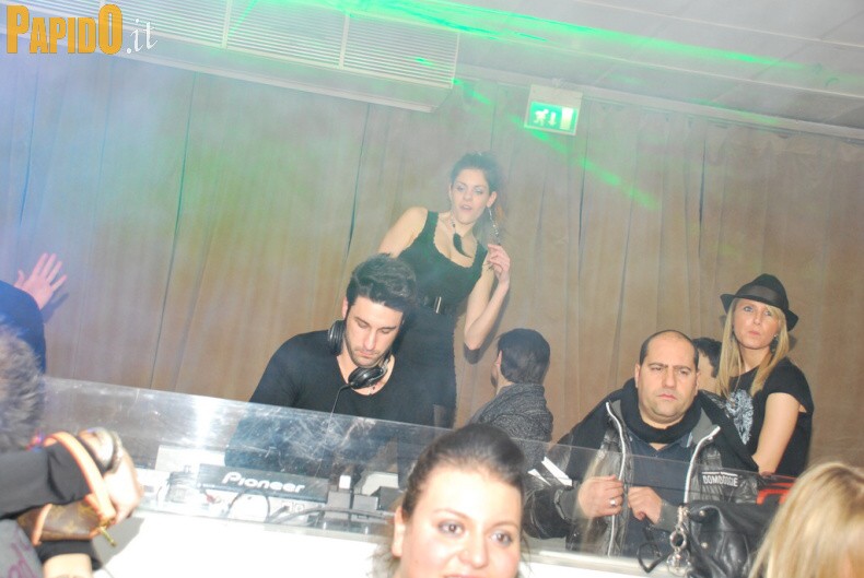 Venerdì 10 Febbraio - The Beach