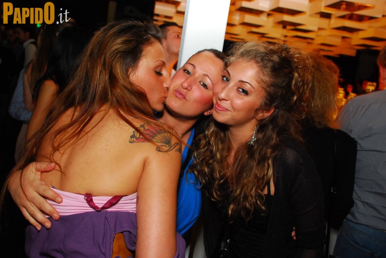 Venerdì 11 Maggio - The Beach
