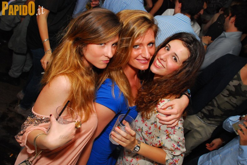 Venerdì 11 Maggio - The Beach