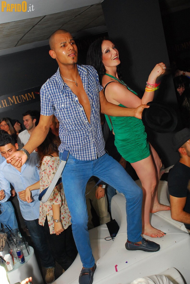 Venerdì 11 Maggio - The Beach