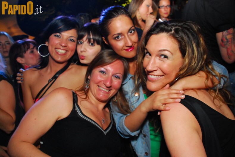 Venerdì 11 Maggio - The Beach