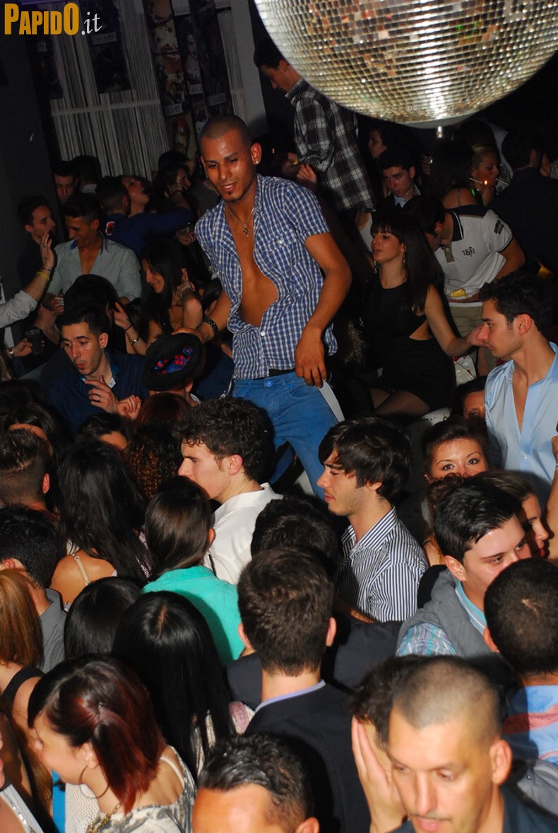 Venerdì 11 Maggio - The Beach