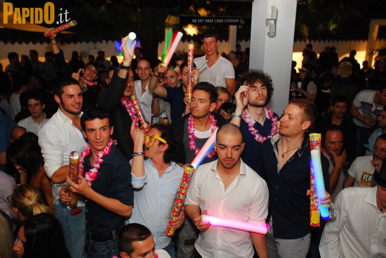Venerdì 11 Maggio - The Beach