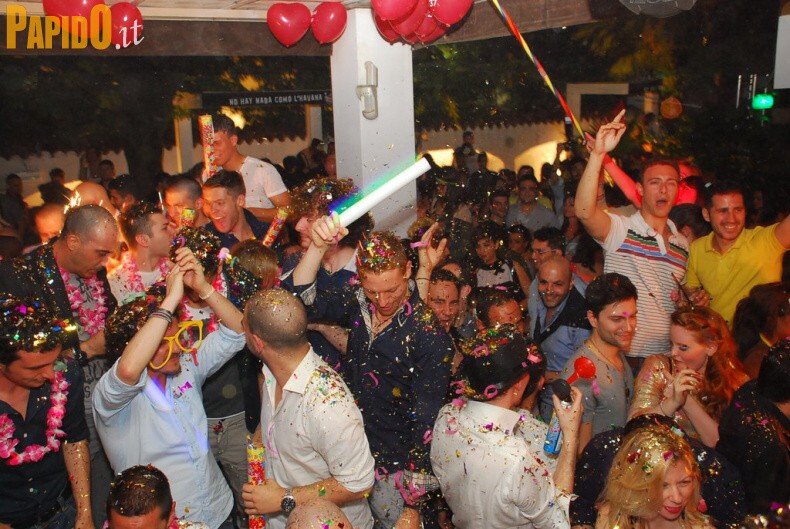 Venerdì 11 Maggio - The Beach