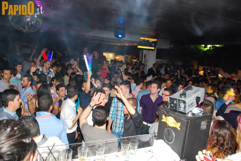 Venerdì 11 Maggio - The Beach