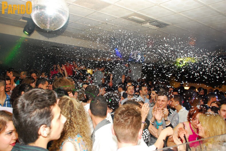 Venerdì 11 Maggio - The Beach