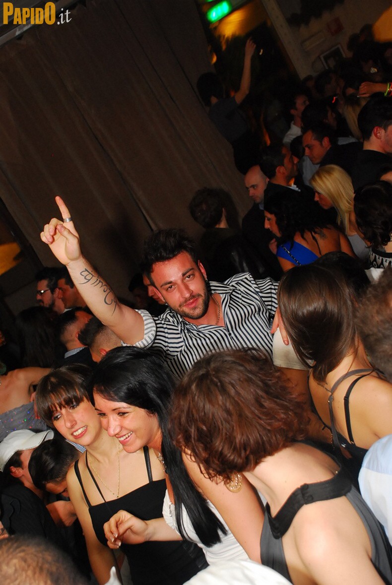 Sabato 14 Aprile - The Beach