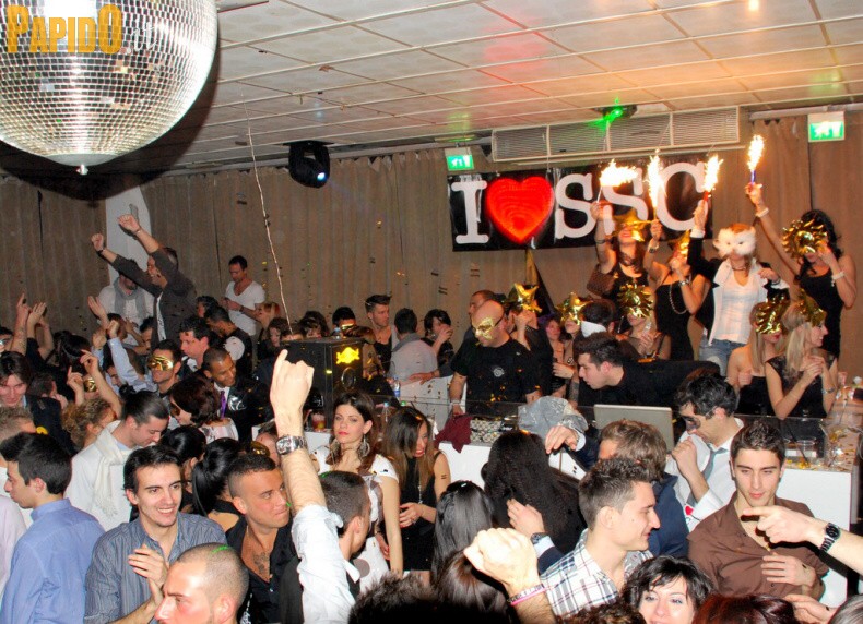 Venerdì 17 Febbraio - The Beach