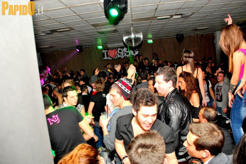 Venerdì 17 Febbraio - The Beach