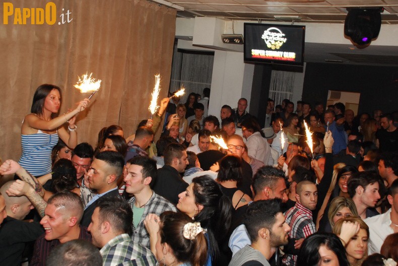 Sabato 17 Marzo - The Beach