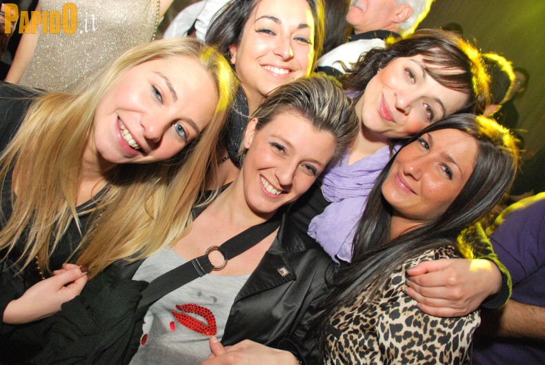 Sabato 17 Dicembre - The Beach