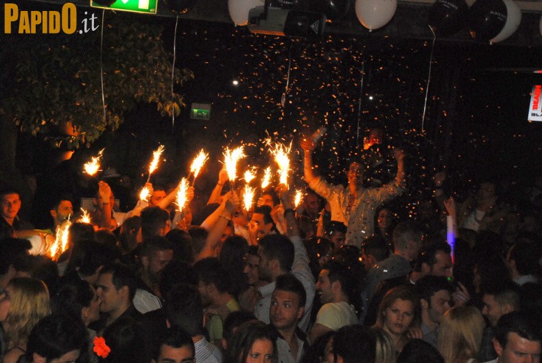 Venerdì 18 Maggio - The Beach