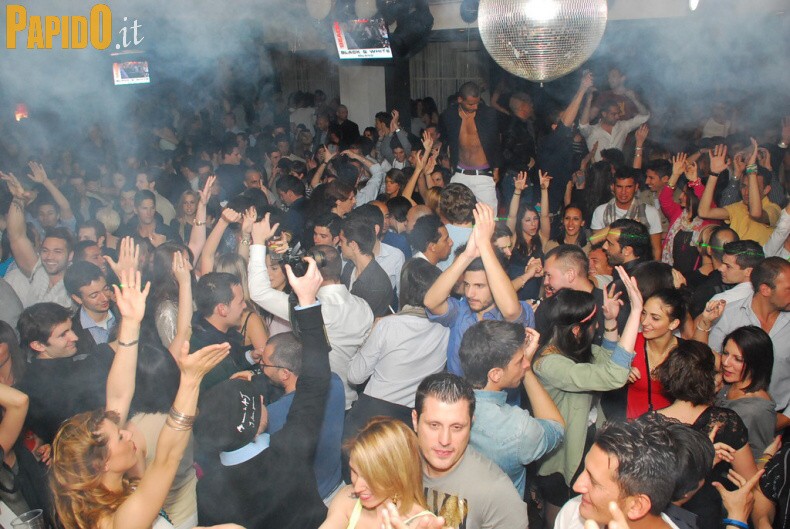 Venerdì 18 Maggio - The Beach