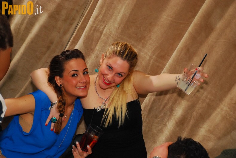 Venerdì 20 Aprile - The Beach