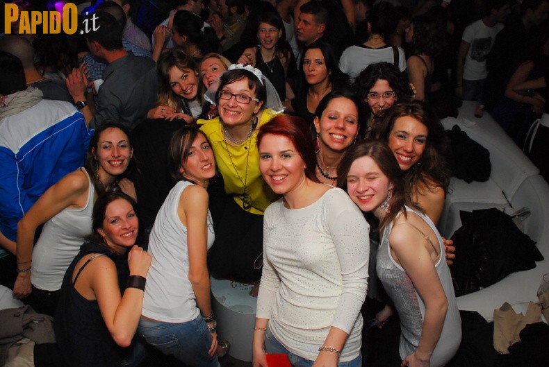 Sabato 21 Aprile - The Beach