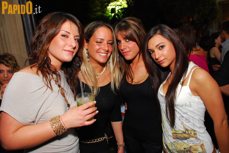 Sabato 21 Aprile - The Beach