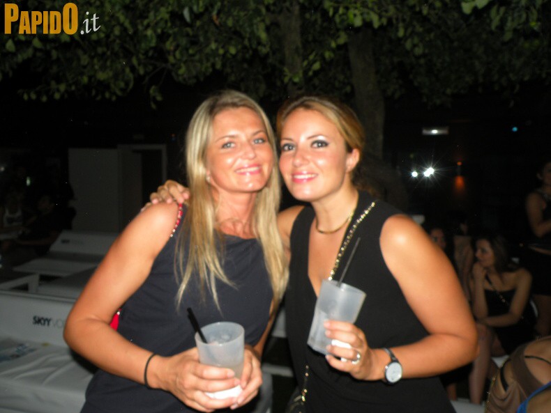 Giovedì 21 Giugno - The Beach