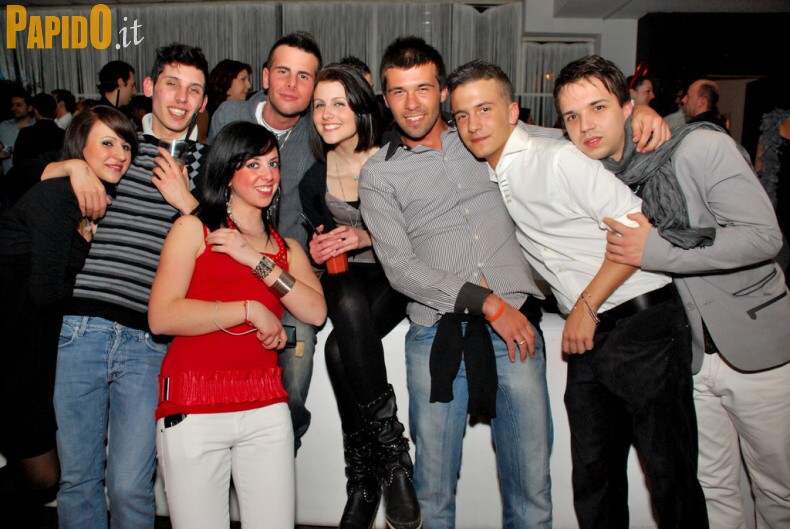 Venerdì 24 Febbraio - The Beach