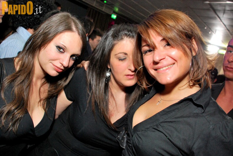 Venerdì 24 Febbraio - The Beach