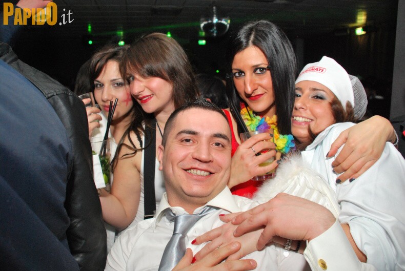 Sabato 25 Febbraio - The Beach