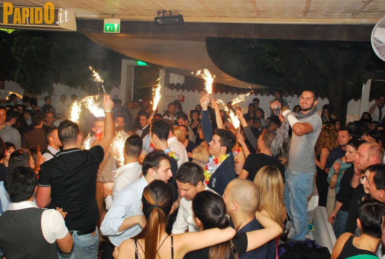 Venerdì 25 Maggio - The Beach