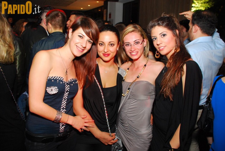 Venerdì 27 Aprile - The Beach