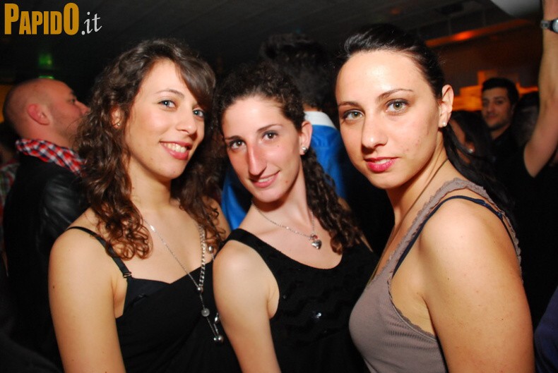 Venerdì 27 Aprile - The Beach