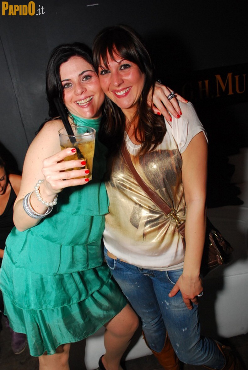 Venerdì 27 Aprile - The Beach