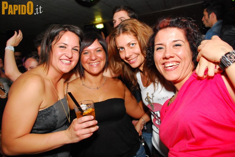 Venerdì 27 Aprile - The Beach